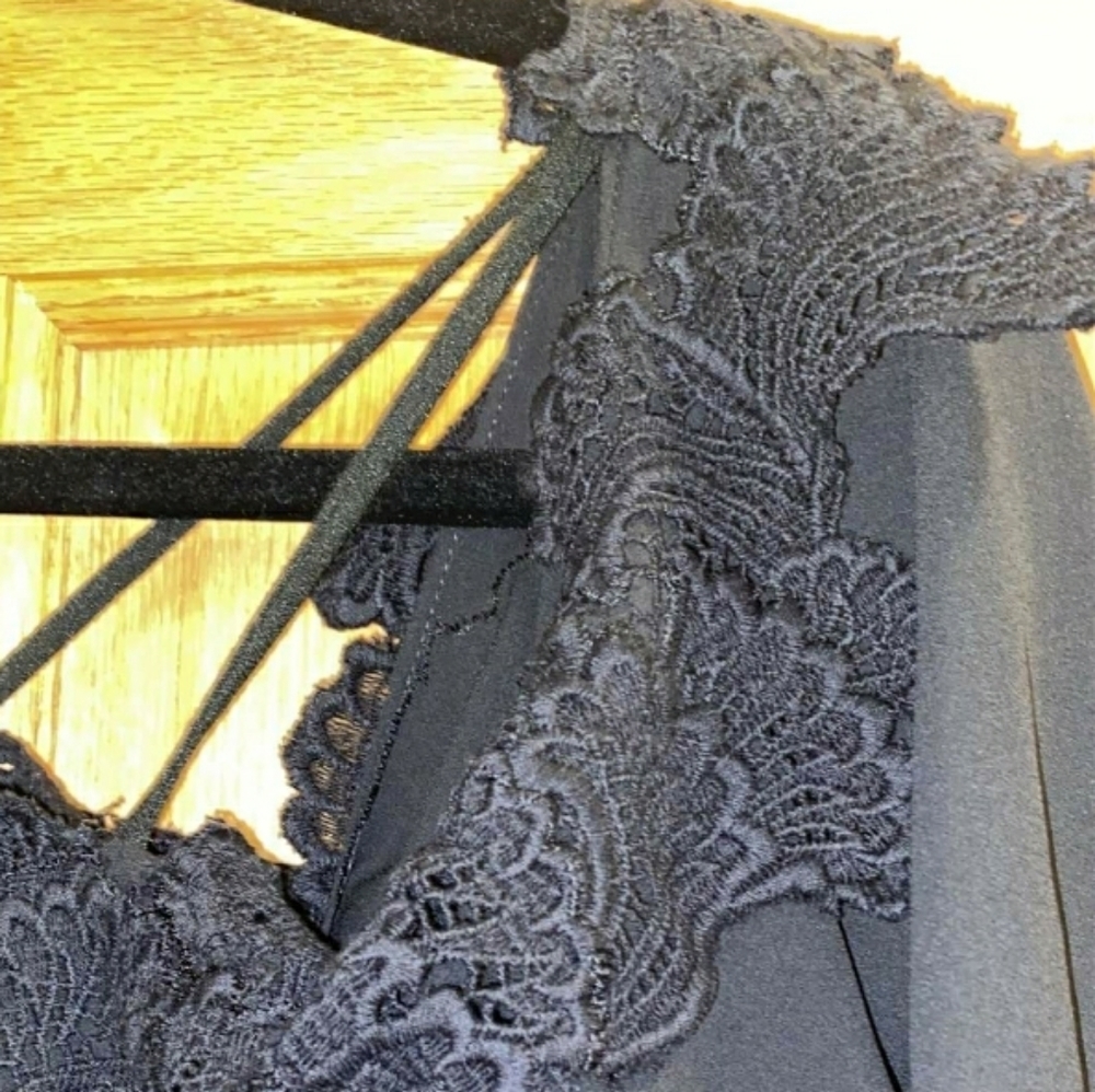Josie Natori Core Crepe With Lace  Jumpsuit - Picture 9 of 11